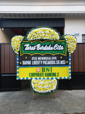 Papan Bunga Duka di Kutowinangun